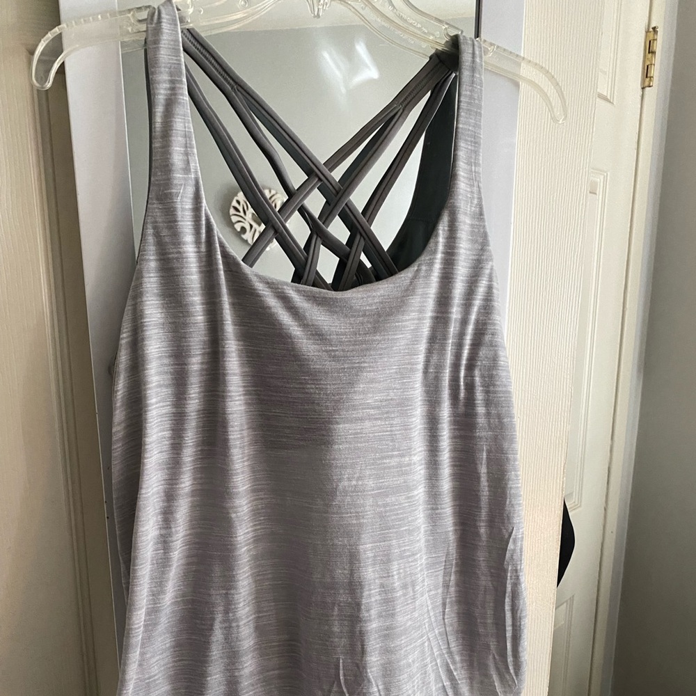 Savvi Aria tank NWT size L Heather Grey